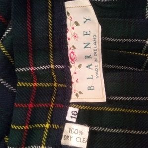 Women's wool kilt